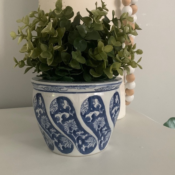 Chinoiserie Blue and‎ White Porcelain Cachepot Planter ceramic home decor - Picture 1 of 8